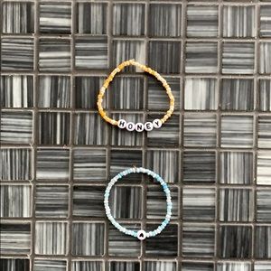 Set of 2 tie dye bracelets
